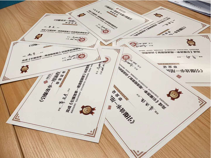 舞臺(tái)設(shè)備