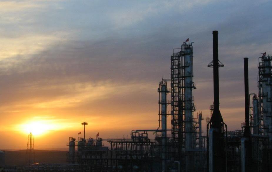 2015年鄂爾多斯集中建設21個煤化工項目